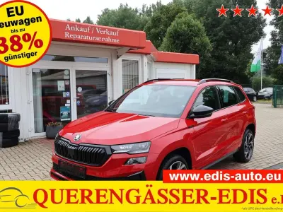 Neu Skoda Karoq SportLine 150 PS (110 kW) 2026 Velvet rot SUV