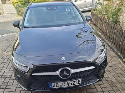 Gebraucht Mercedes A250 160 PS (117 kW) 2020 Schwarz Limousine