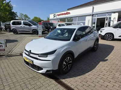 Gebraucht Citroën C4 136 PS (100 kW) 2025 Perlaneraschwarz metallic SUV