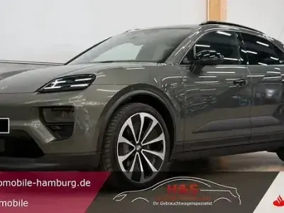 Usata Porsche Macan 4 Electric Sport 300 kW (408 CV) 2024 Verde SUV