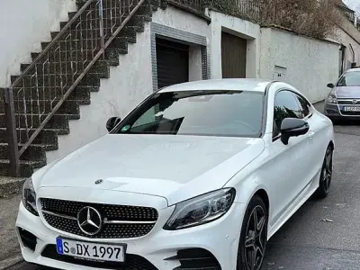 Gebraucht Mercedes C300 258 PS (189 kW) 2021 Weiß