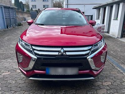 Gebraucht Mitsubishi Eclipse Cross 163 PS (119 kW) 2018 Rot SUV