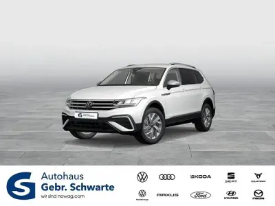 Gebraucht VW Tiguan Allspace Life 150 PS (110 kW) 2022 Weiß SUV