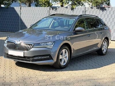 Usata Skoda Superb 150 CV (110 kW) 2022 Grigio Station wagon