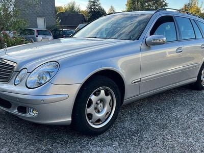 Gebraucht Mercedes E200 163 PS (119 kW) 2004 Silber Kombi