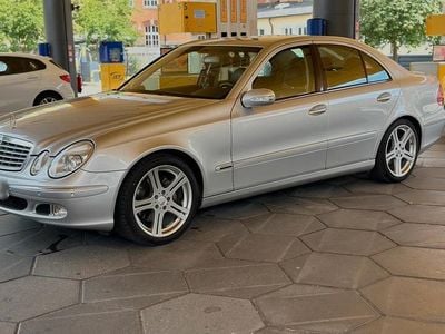 Gebraucht Mercedes E320 224 PS (164 kW) 2002 Silber Limousine