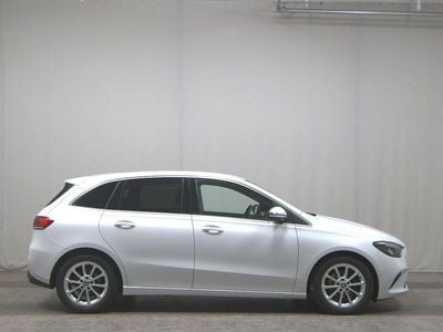 Mercedes B180