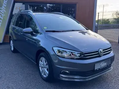 Gebraucht VW Touran Highline 150 PS (110 kW) 2020 Grau Van / Kleinbus