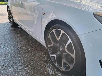 Gebraucht Opel Insignia OPC 325 PS (239 kW) 2017 Weiß Kombi