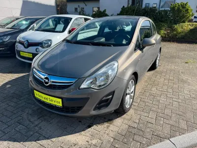 Gebraucht Opel Corsa Active 87 PS (63 kW) 2013 Grau Kleinwagen