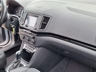 VW Sharan
