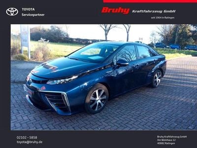 Usata Toyota Mirai 155 CV (114 kW) 2017 Blu Berlina