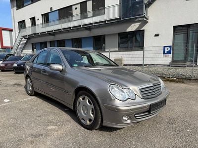 Gebraucht Mercedes C180 143 PS (105 kW) 2004 Silber Limousine