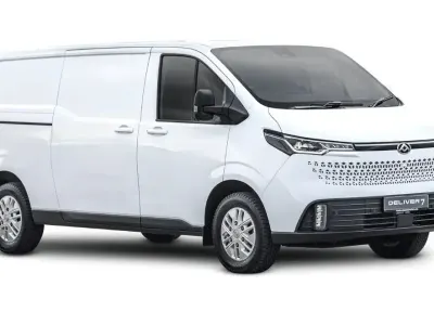 Nuova Maxus V70 147 CV (108 kW) 2025 Bianco Furgone