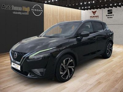 Schwarz (metallic) Gebraucht 2022 Nissan Qashqai 360º SUV | 26.990 € (Etwas zu teuer)