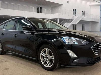Gebraucht Ford Focus Cool & Connect 125 PS (91 kW) 2019 Schwarz Kombi