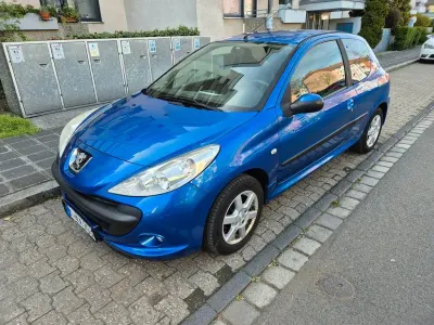 Gebraucht Peugeot 206 60 PS (44 kW) 2009 Limousine