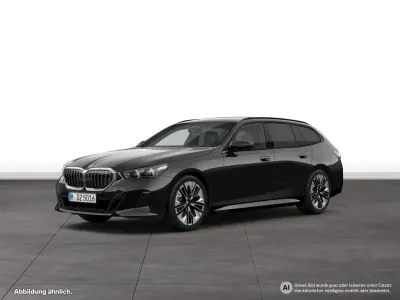 Gebraucht BMW 520 M Sport 190 PS (139 kW) 2025 Schwarz Kombi