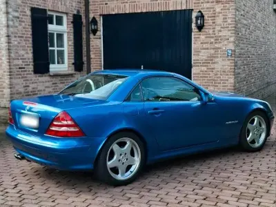 Gebraucht Mercedes SLK230 197 PS (144 kW) 2002 Blau Cabrio