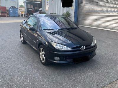 Gebraucht Peugeot 206 CC 109 PS (80 kW) 2005 Schwarz Cabrio