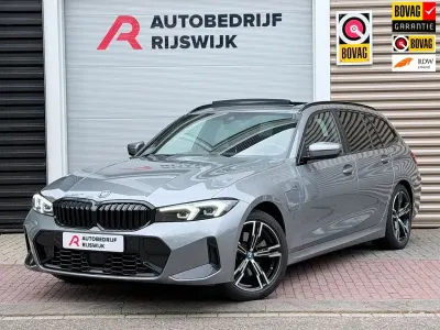 Gebraucht BMW 320 Performance 163 PS (119 kW) 2022 Grau Kombi