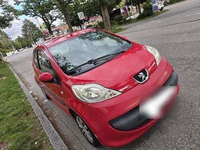 Gebraucht Peugeot 107 68 PS (50 kW) 2006 Rot Kleinwagen