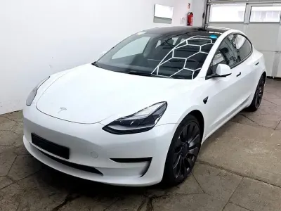 Usata Tesla Model 3 Performance 392 kW (534 CV) 2022 Bianco Berlina