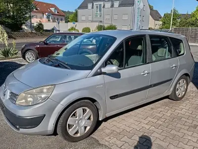 Gebraucht Renault Grand Scénic II Exception 111 PS (81 kW) 2006 Silber Van / Kleinbus