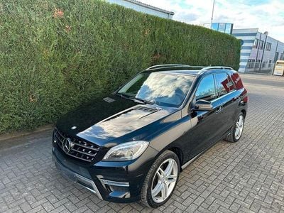 Gebraucht Mercedes ML350 AMG line 258 PS (189 kW) 2013 Schwarz SUV