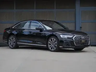 Gebraucht Audi A8 Ambiente 286 PS (210 kW) 2025 Schwarz Limousine