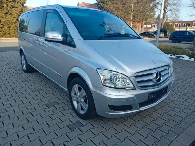 Używany Mercedes Viano Edition 163 KM (119 kW) 2011 Srebrny Minivan