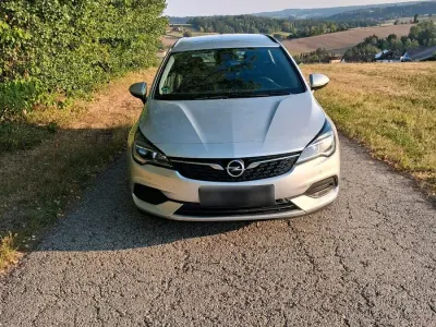 Gebraucht Opel Astra Edition 122 PS (89 kW) 2020 Silber Kombi