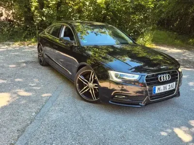 Gebraucht Audi A5 Sportback Sport 204 PS (150 kW) 2013 Schwarz Kleinwagen