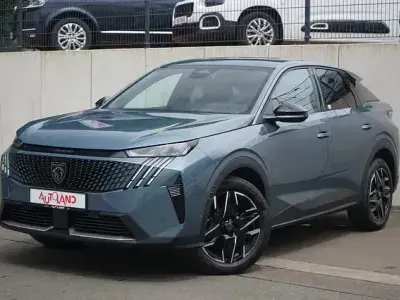 Gebraucht Peugeot 3008 145 PS (106 kW) 2025 Ingaroblaumet. SUV