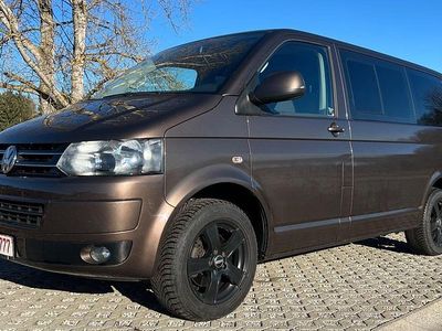 Gebraucht VW Multivan Comfortline 140 PS (102 kW) 2010 Braun Van