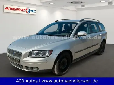 Begagnad Volvo V50 Kinetic 125 HK (91 kW) 2007 Silver Kombi