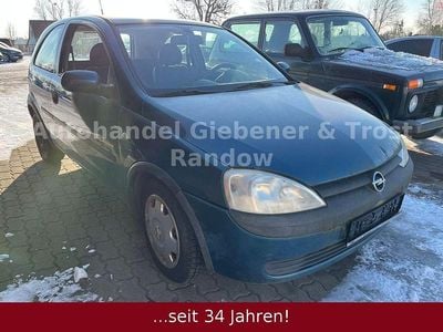 Blau Gebraucht 2001 Opel Corsa Comfort Limousine | 1.900 € (Fairer Preis)