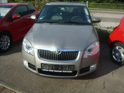 Gebraucht Skoda Fabia Ambiente 105 PS (77 kW) 2008 Silber Kombi
