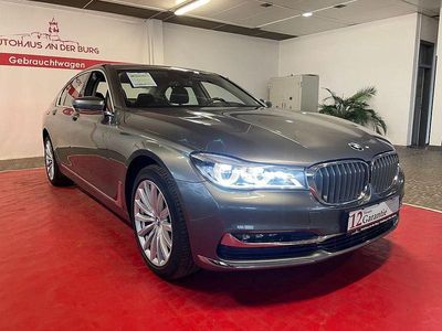 Gebraucht BMW 730 Sport Line 265 PS (194 kW) 2016 Grau Limousine