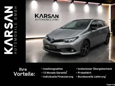 Gebraucht Toyota Auris Hybrid Style 99 PS (72 kW) 2018 Grau Kleinwagen