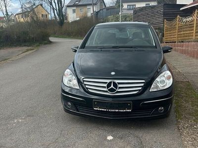 gebraucht Mercedes B200 