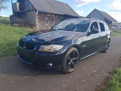 Second-hand BMW 320 Performance 177 CP (130 kW) 2009 Negru Berlinǎ