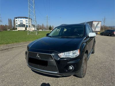 gebraucht Mitsubishi Outlander Intense 4WD