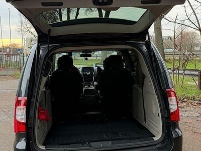 Gebraucht Lancia Voyager Gold 178 PS (130 kW) 2011 Schwarz Van / Kleinbus