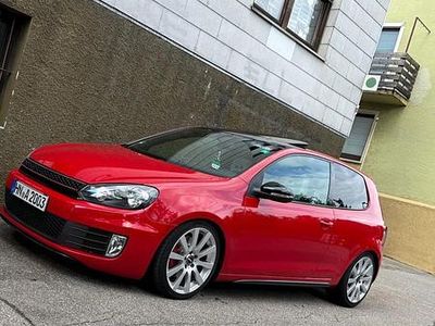 Gebraucht VW Golf VI GTI 210 PS (154 kW) 2010 Rot Kleinwagen