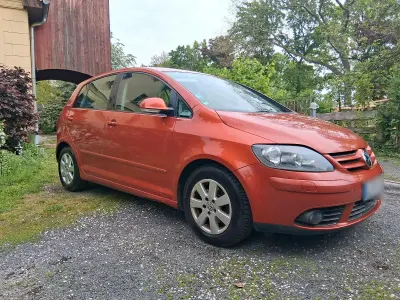 Gebraucht VW Golf IV 102 PS (75 kW) 2006 Orange Limousine