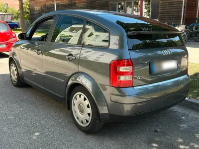 Gebraucht Audi A2 75 PS (55 kW) 2003 Grau Kleinwagen