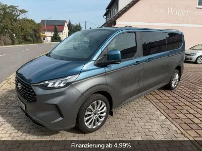 Gebraucht Ford Tourneo Titanium X 170 PS (125 kW) 2024 Chromablau metallic Van / Kleinbus