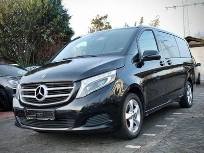 Schwarz Gebraucht 2019 Mercedes V220 Edition Van / Kleinbus | 24.900 € (Fairer Preis)