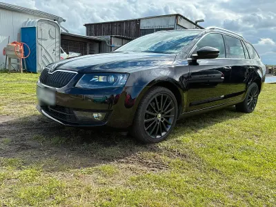 Gebraucht Skoda Octavia 150 PS (110 kW) 2016 Schwarz Kleinwagen